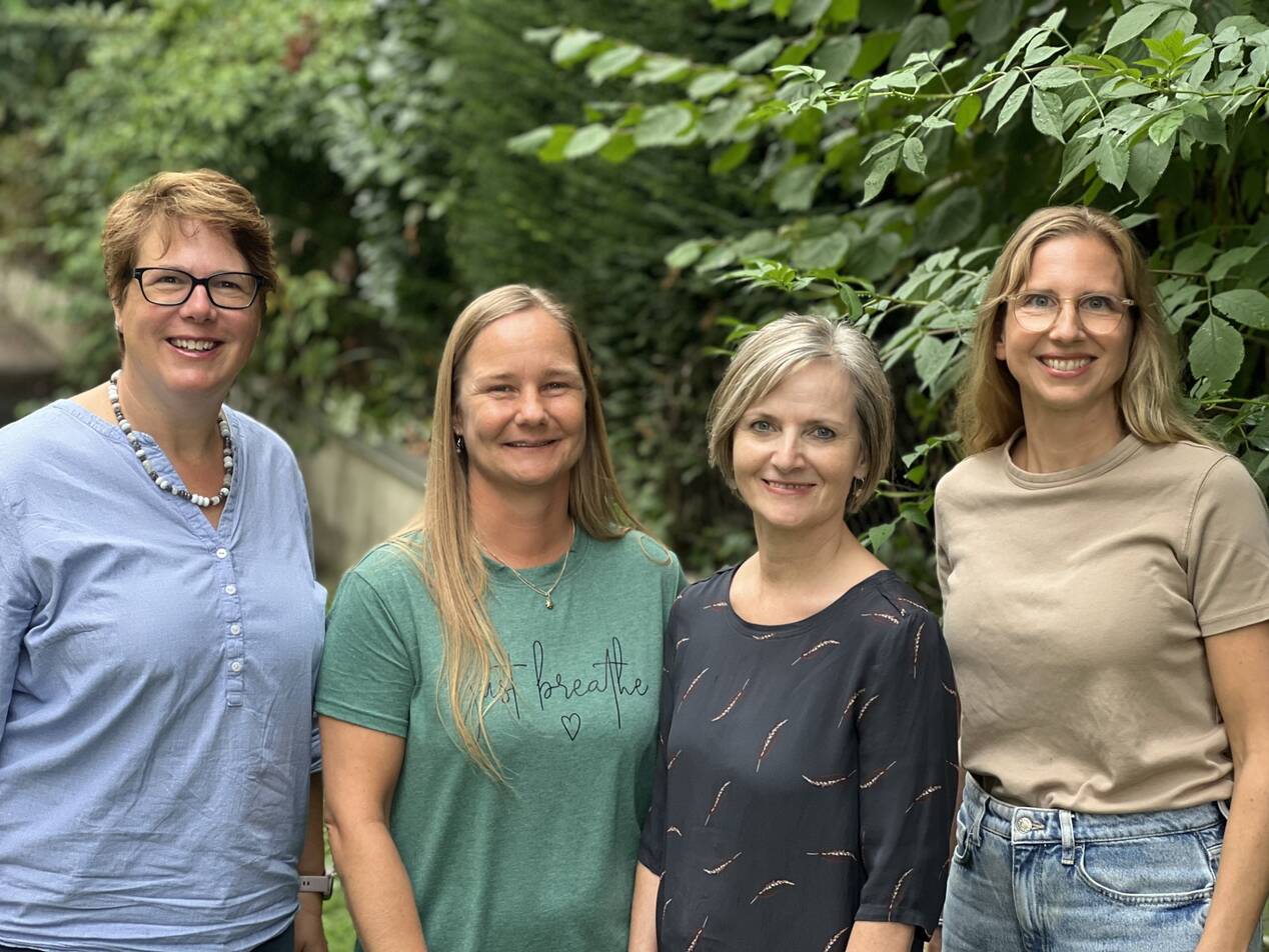 Die diplomierten Pflegefachfrauen in Bern, von links nach rechts: Silvia Mori-Zeller, Christine Gäumann, Nelli Fontaine und Carina Grossenbacher.
